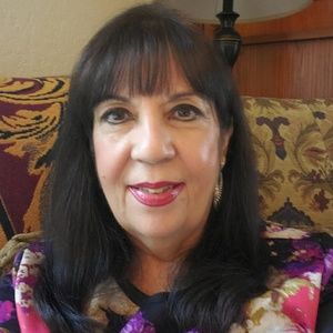 Meet your Posher, Vivi